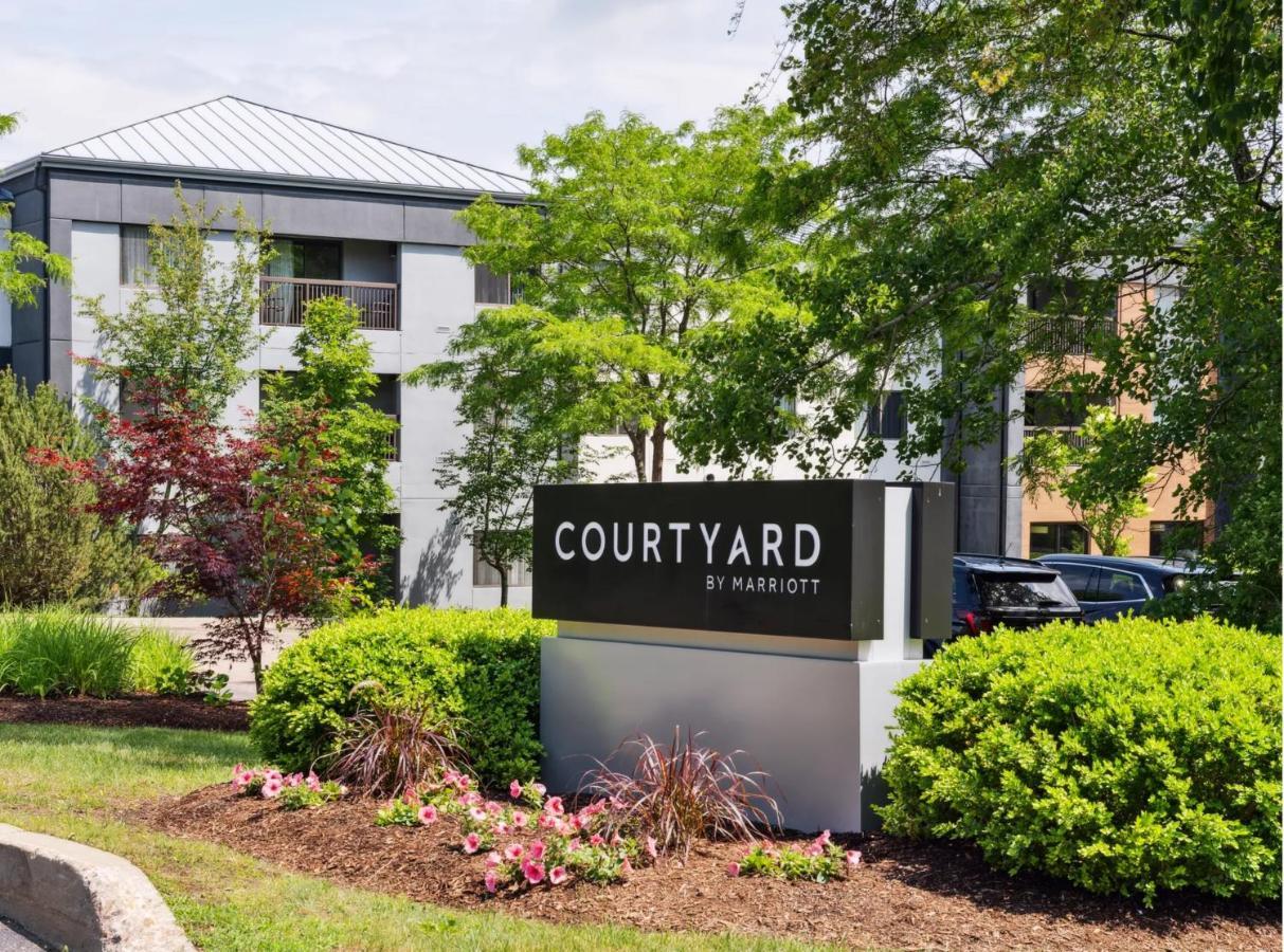 Hotel Courtyard Burlington