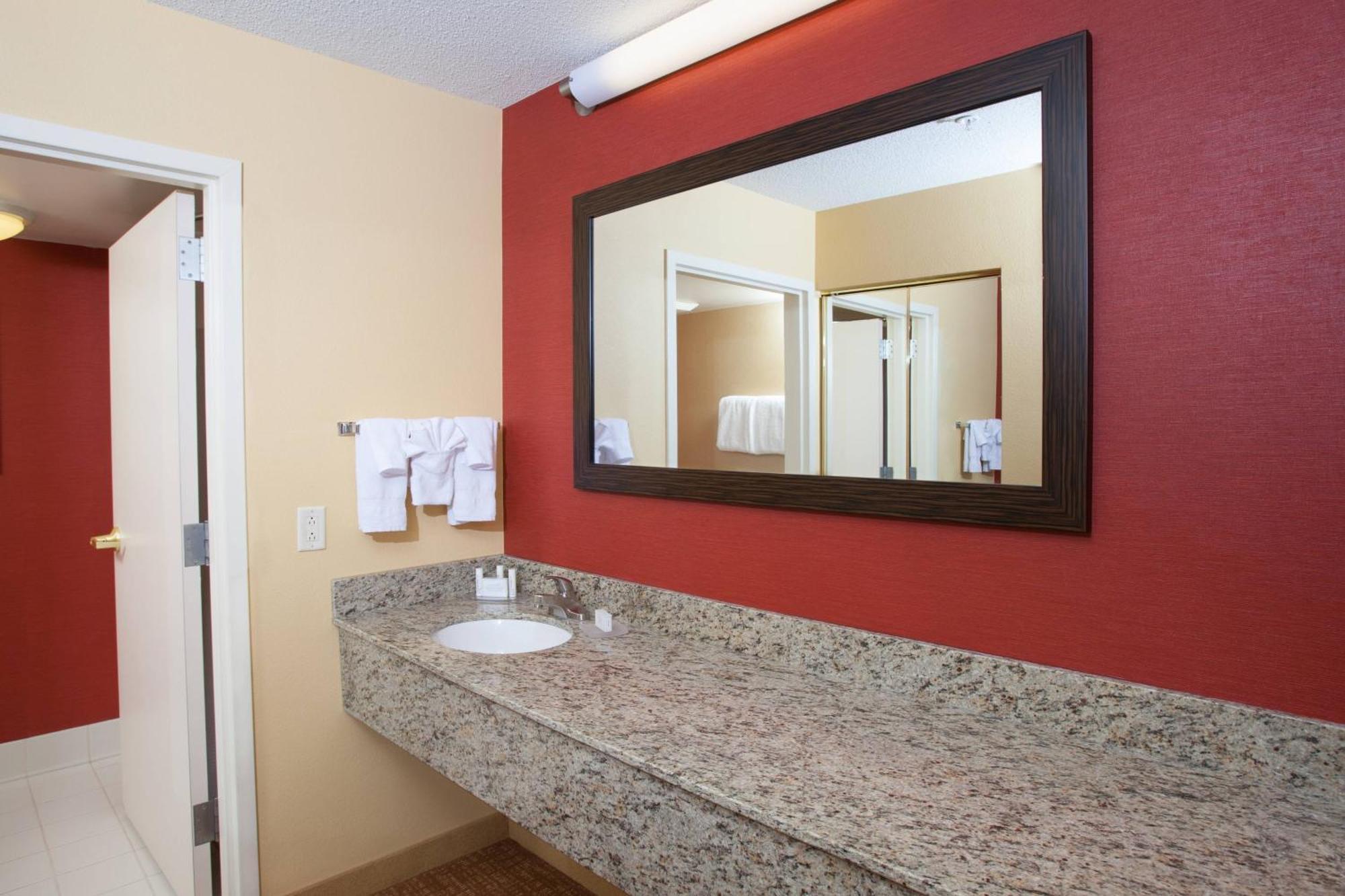Courtyard Burlington 3* Williston